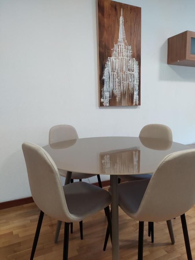 Apartamento Poniente céntrico con dos baños Logroño Exterior foto